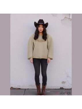 Nashville Tennessee Embroidered Beige Oversized Crewneck Sweater XL